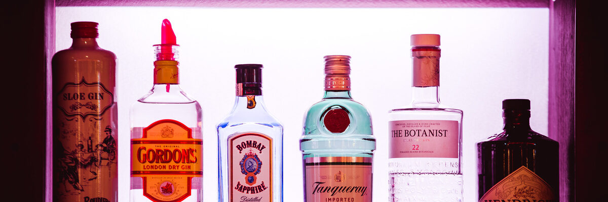 Hotelbar anno78 Schrank Hotelbar Alkoholflaschen Romantischer Winkel