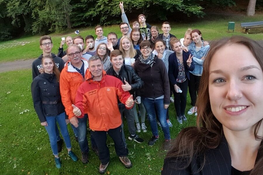 spaß mit kollegen gruppenbild rowianer Romantischer Winkel