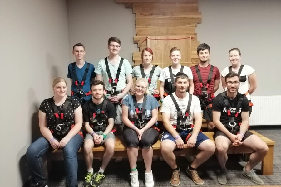 Das Azubi-Team Azubis nach der Kletterstunde